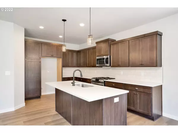 Gresham, OR 97080,1318 SW 22ND TER