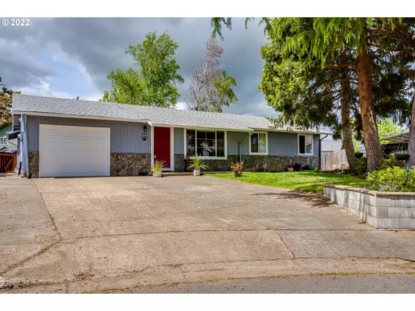 Creswell, OR 97426,529 S 2ND ST