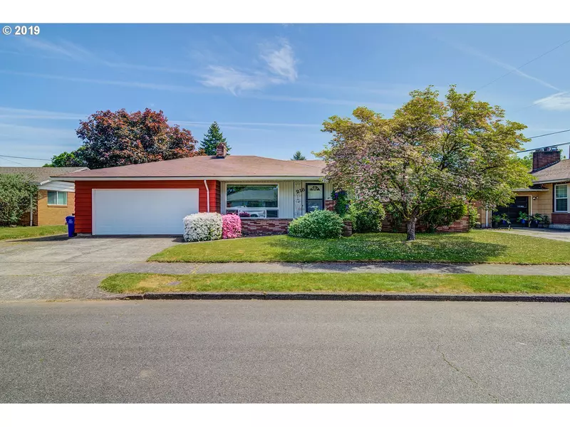 218 NE 110TH AVE, Portland, OR 97220