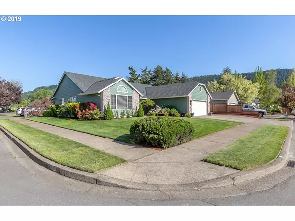 Springfield, OR 97478,403 72ND PL