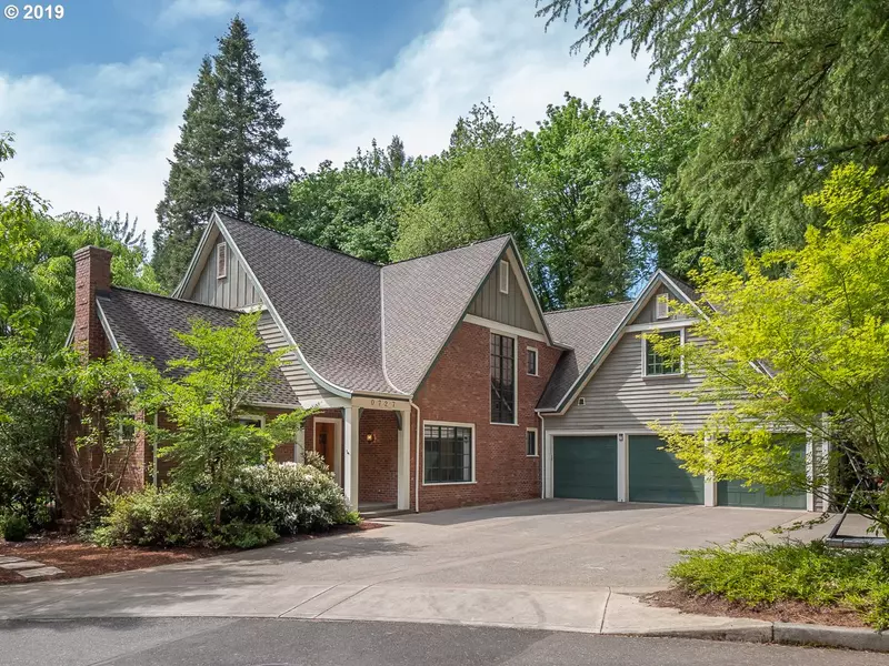 727 SW CASTLE RIDGE LN, Portland, OR 97219