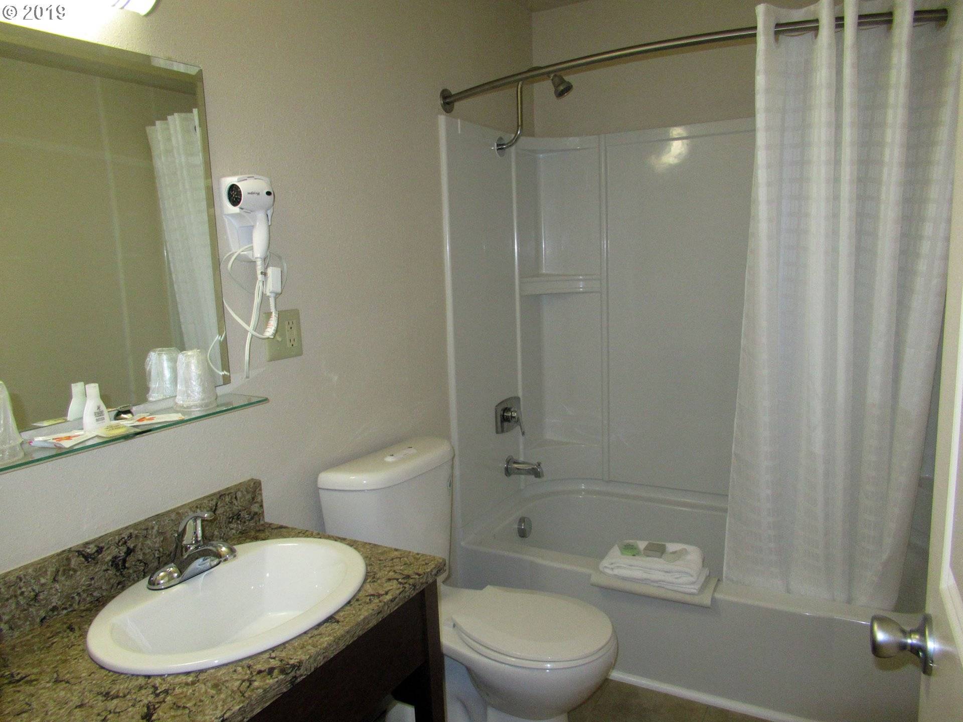 Florence, OR 97439,88416 1ST AVE #302
