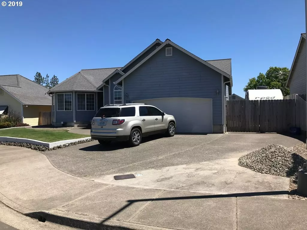 Sutherlin, OR 97479,104 FRONTIER CT