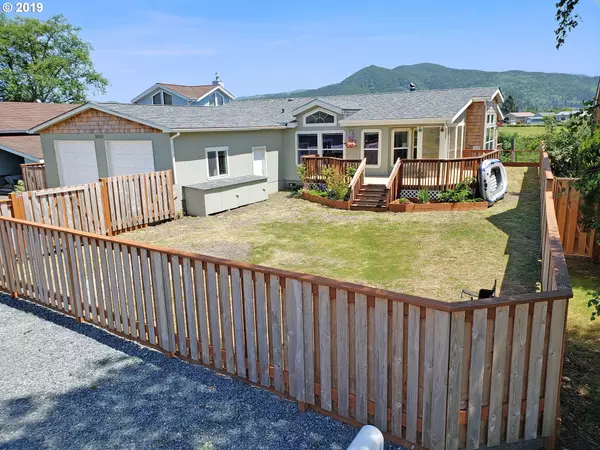 Nehalem, OR 97131,38055 ISLAND DR