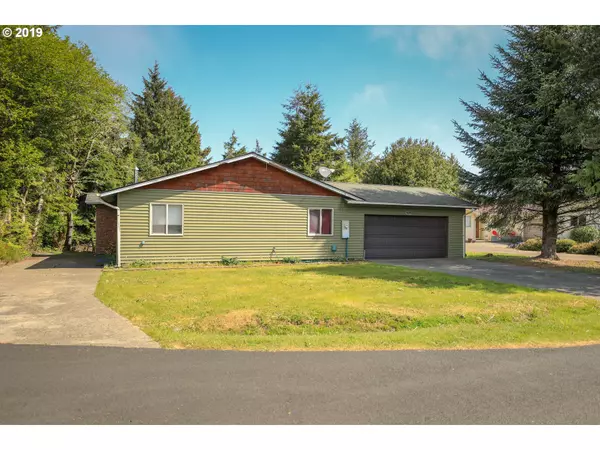 Waldport, OR 97394,2465 SW FAIRWAY CIR