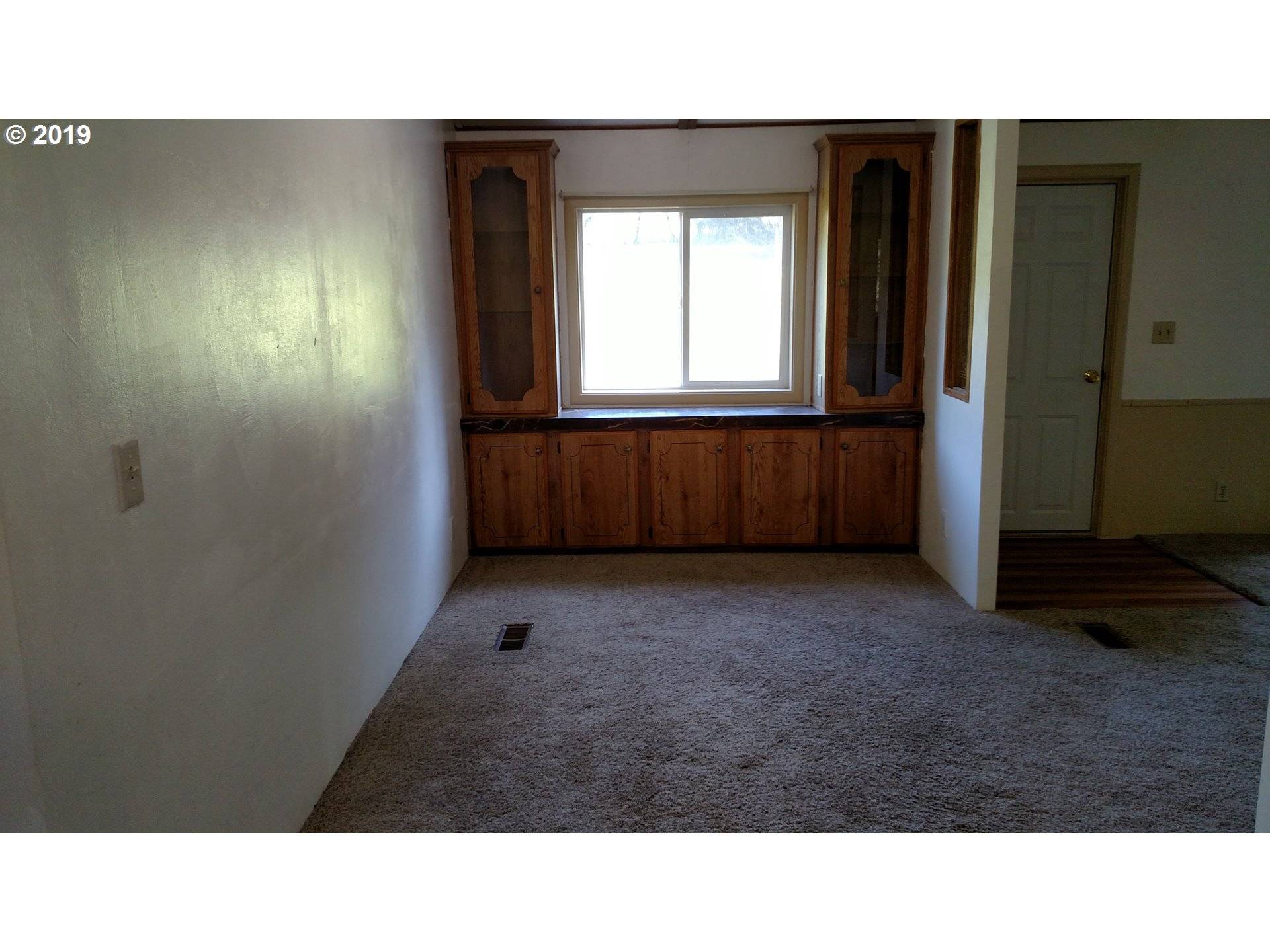 Rainier, OR 97048,74275 FERN HILL RD
