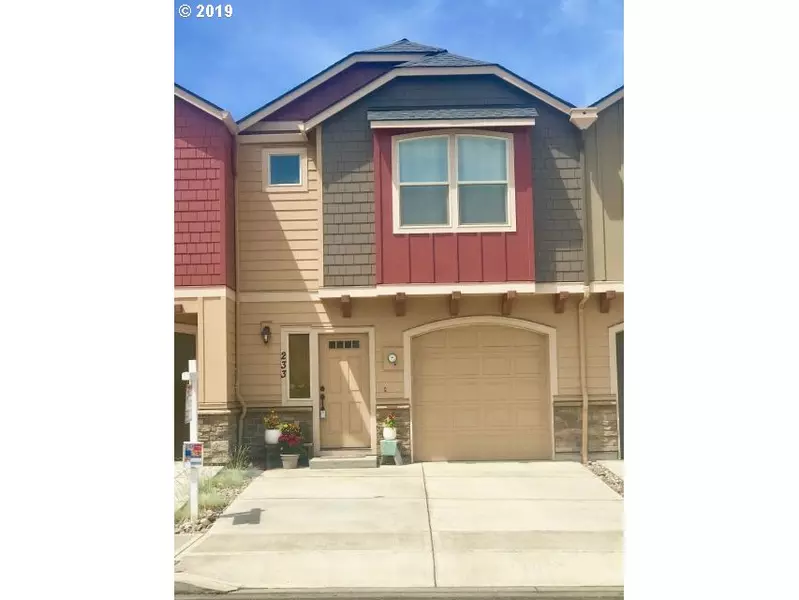 233 N 33RD CT, Ridgefield, WA 98642