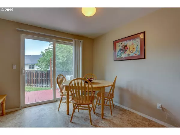 Bend, OR 97701,20706 AMBER CT