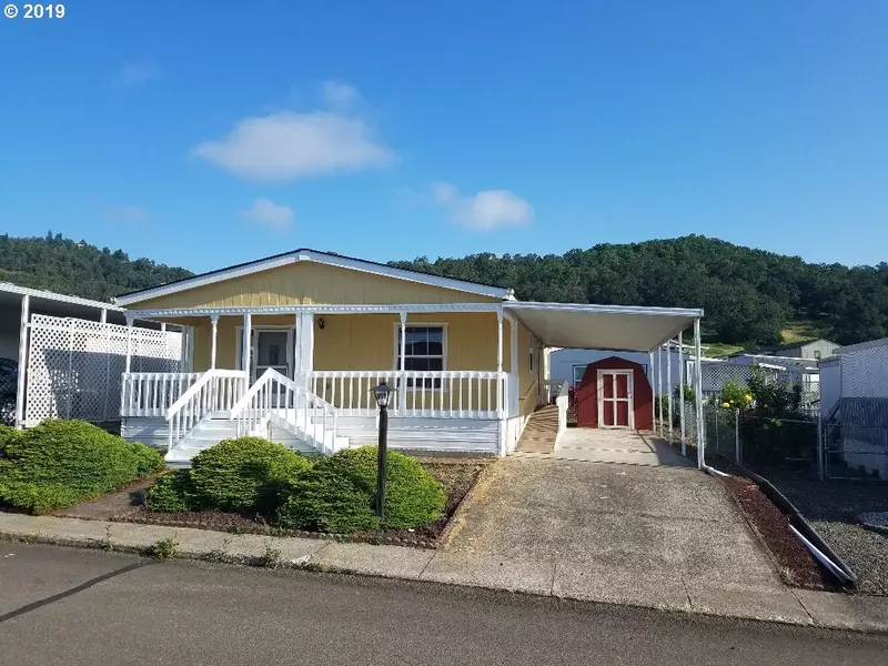 808 SHADOW RANCH LN, Roseburg, OR 97470