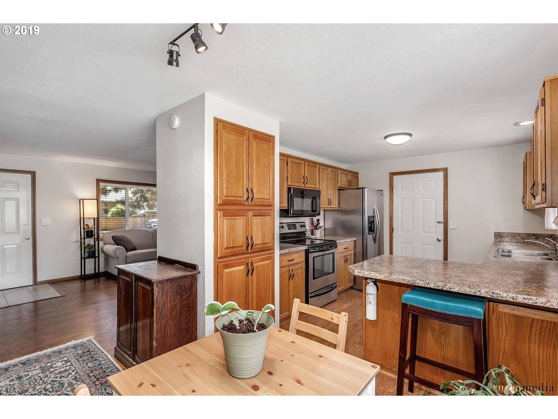 Canby, OR 97013,1303 S ELM ST