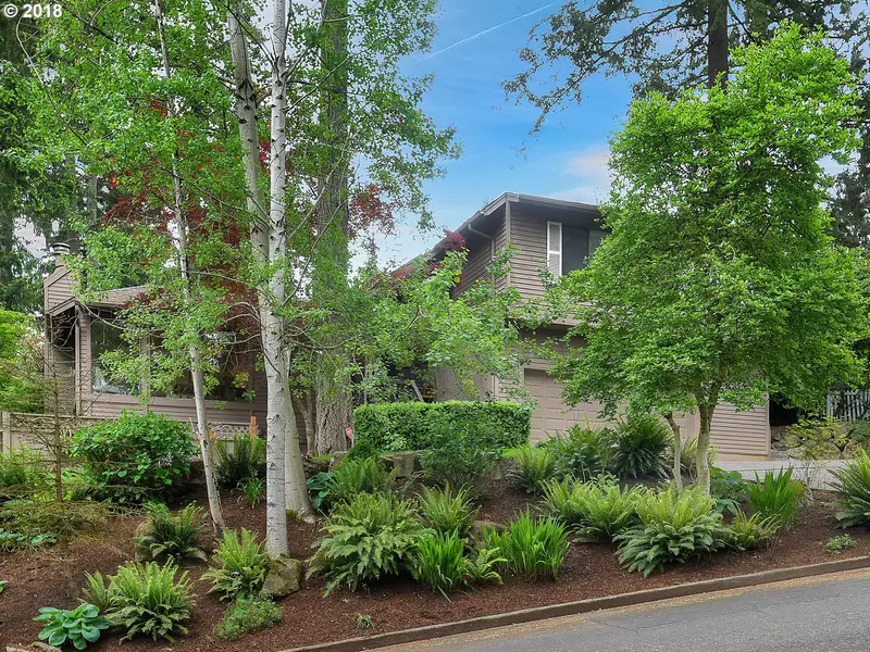 4 HILLSHIRE DR, Lake Oswego, OR 97034