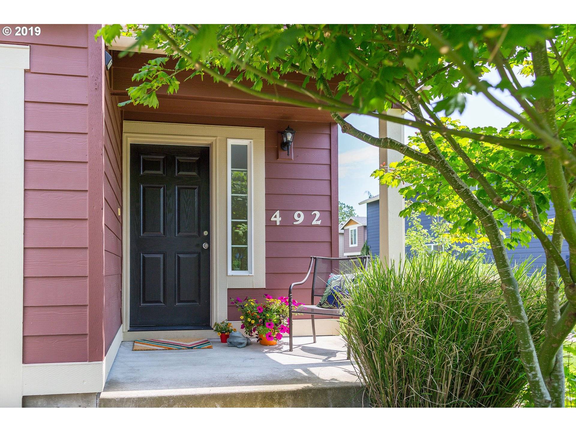 Newberg, OR 97132,492 DONNA DR
