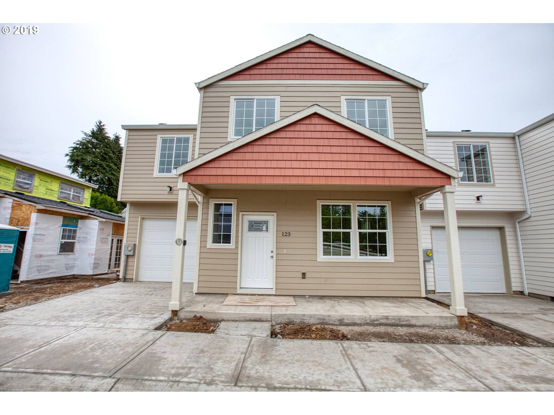 Portland, OR 97216,123 NE 109th AVE