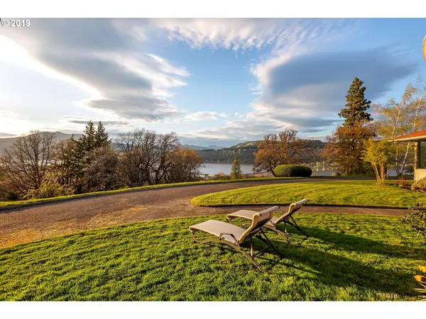 Hood River, OR 97031,2560 RIVERVIEW DR