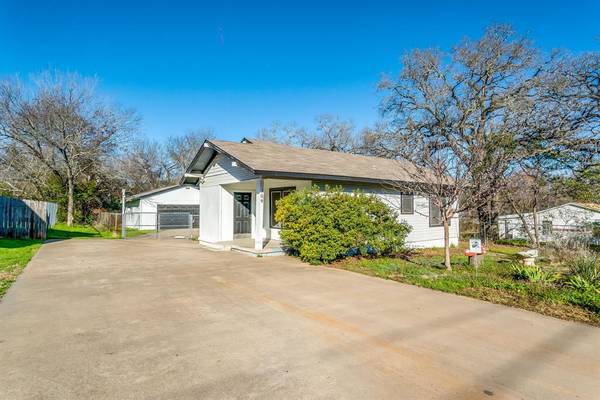 Weatherford, TX 76086,309 N Dubellette Street