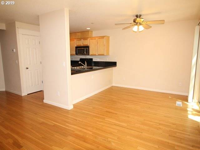 Portland, OR 97239,025 SW SLAVIN RD #5