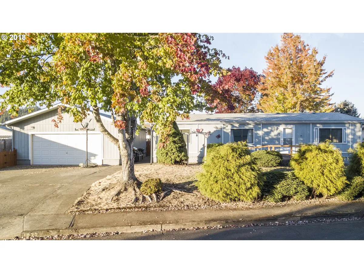 1672 PRITCHETT PL, Cottage Grove, OR 97424