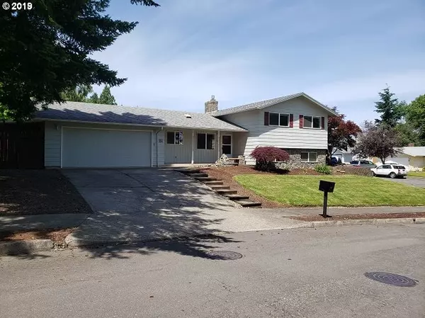 Gresham, OR 97030,445 NE PAROPA WAY