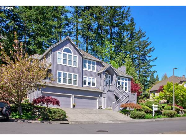 895 SW 67TH PL, Portland, OR 97225