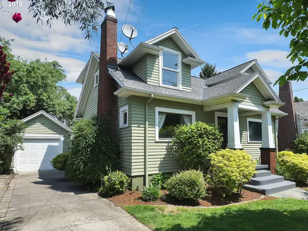 2045 SE REEDWAY ST, Portland, OR 97202