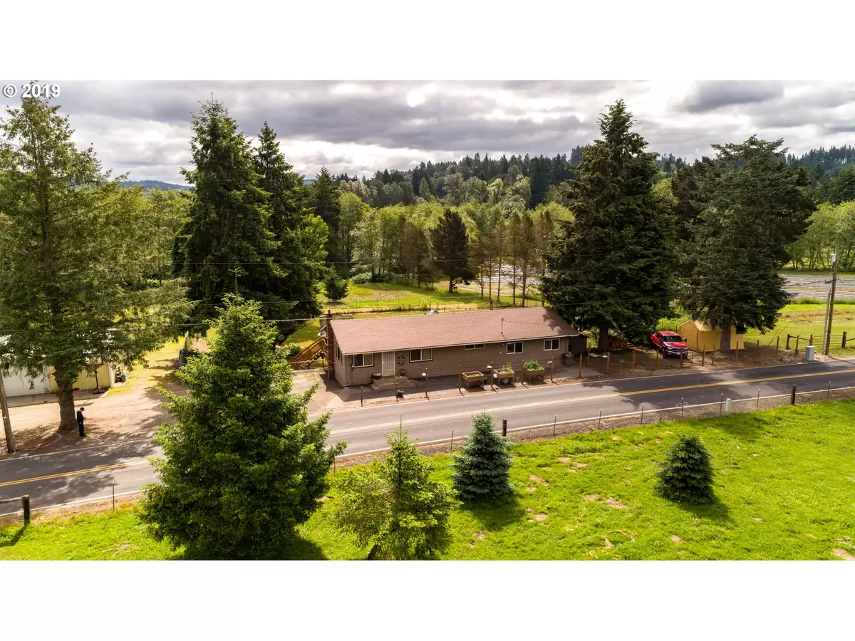 Castle Rock, WA 98611,216 WREN LOOP RD