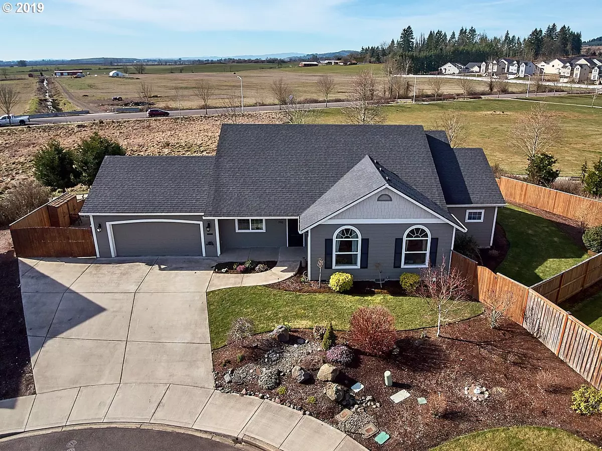 Mc Minnville, OR 97128,395 SW BLUE HERON CT