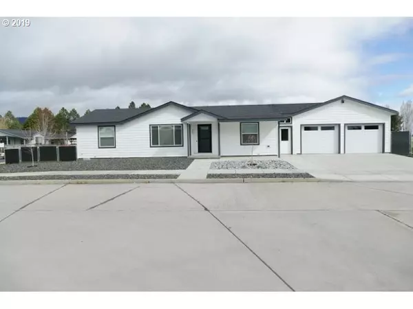 3101 Q AVE, La Grande, OR 97850