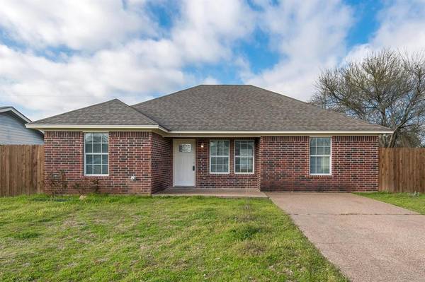 2613 S 15th Street, Waco, TX 76706