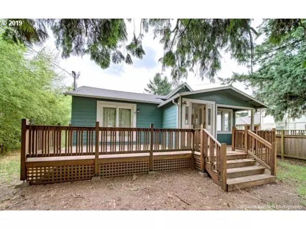 40 SE 133RD AVE #A, Portland, OR 97233