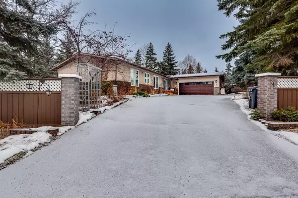 Red Deer, AB T4P 1T6,9 Payne Close