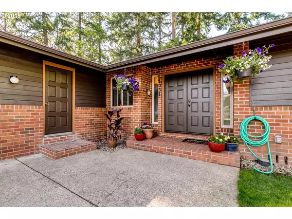 Eugene, OR 97404,1037 ELKAY DR