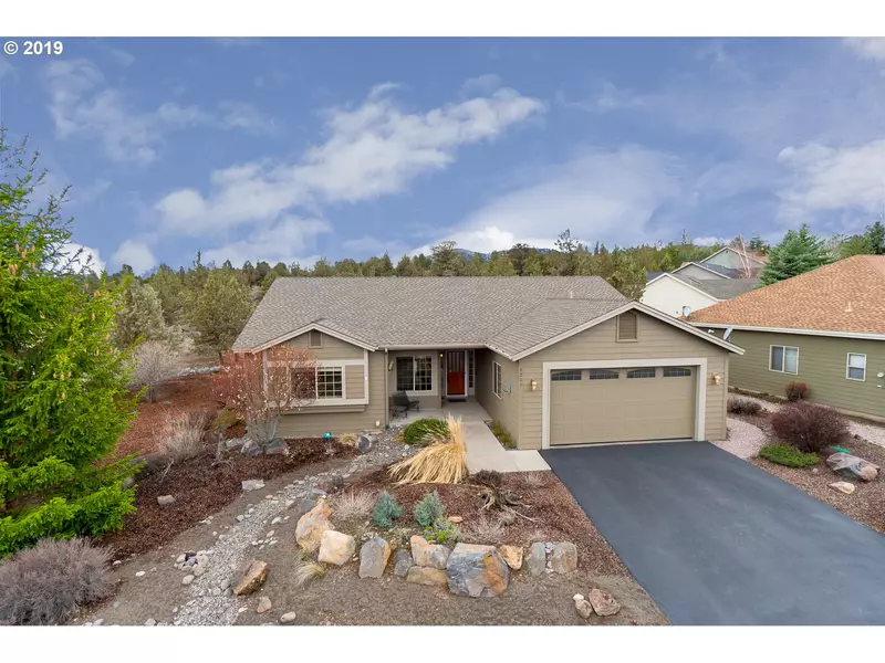 1267 CANNON FALLS CT, Redmond, OR 97756