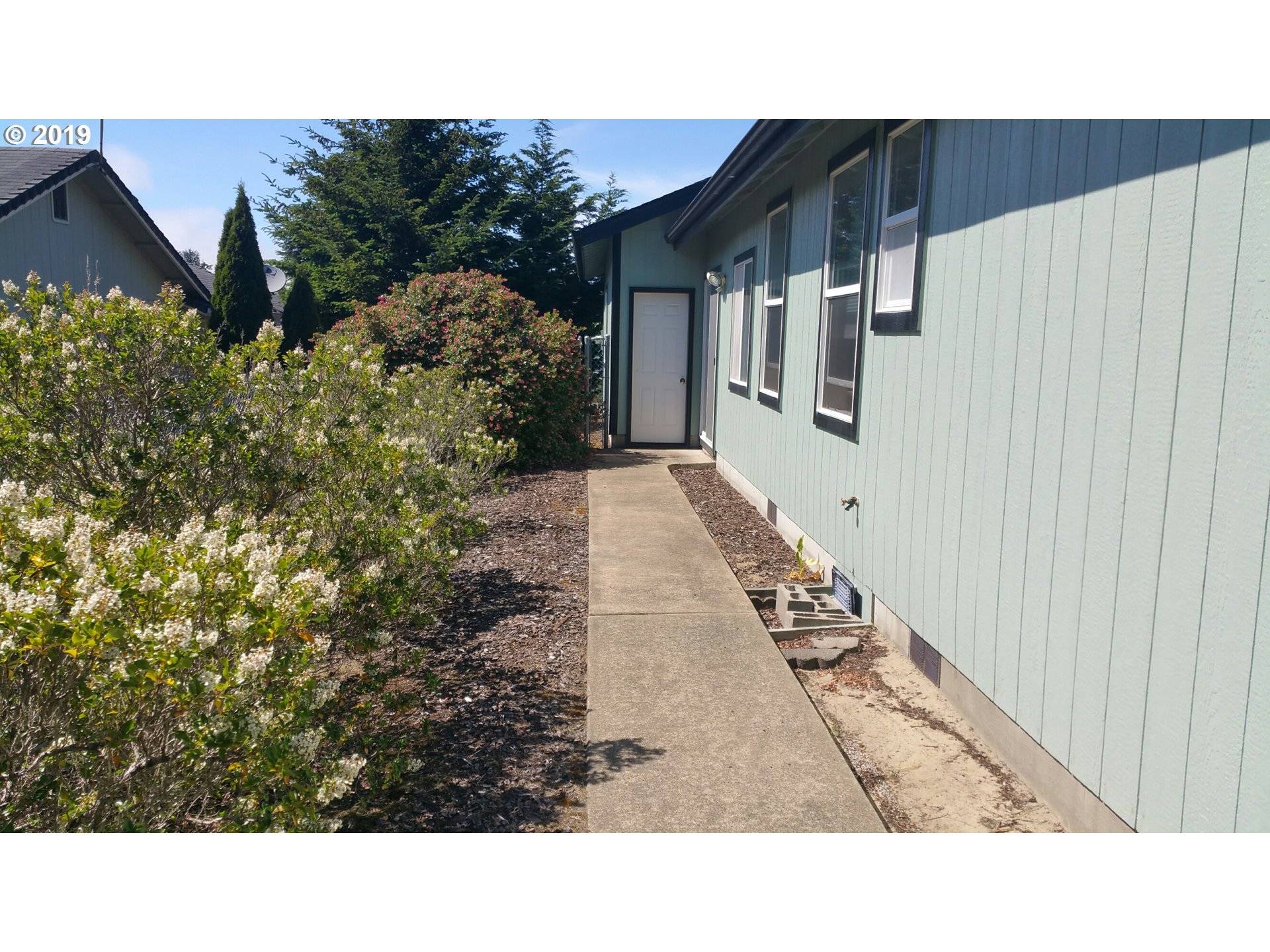 Florence, OR 97439,1210 WILLOW CT