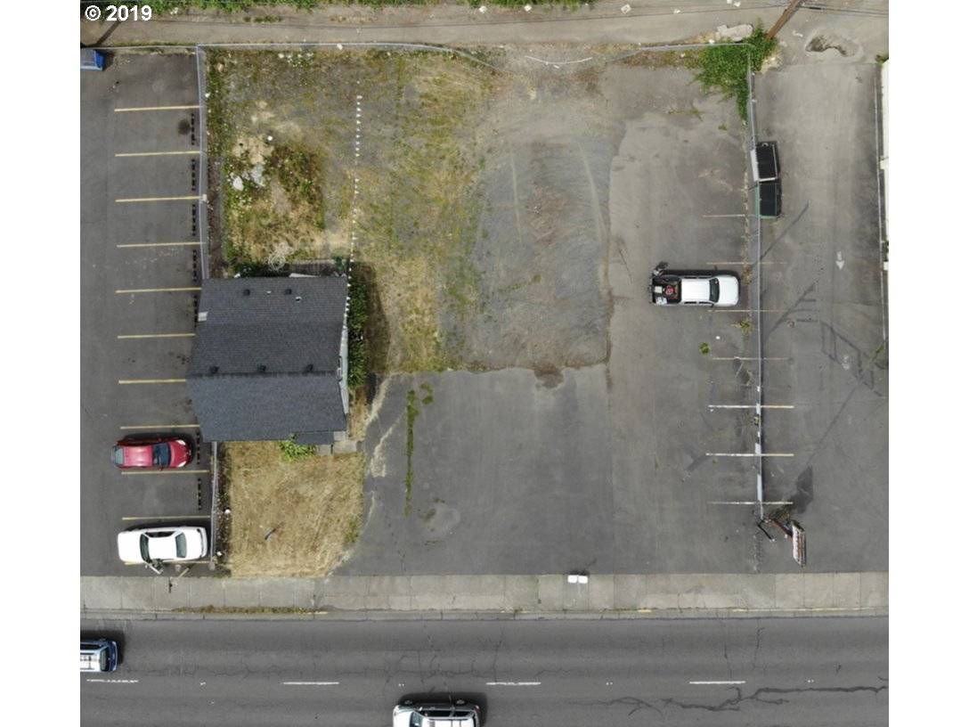 Eugene, OR 97402,1845 W 11TH AVE