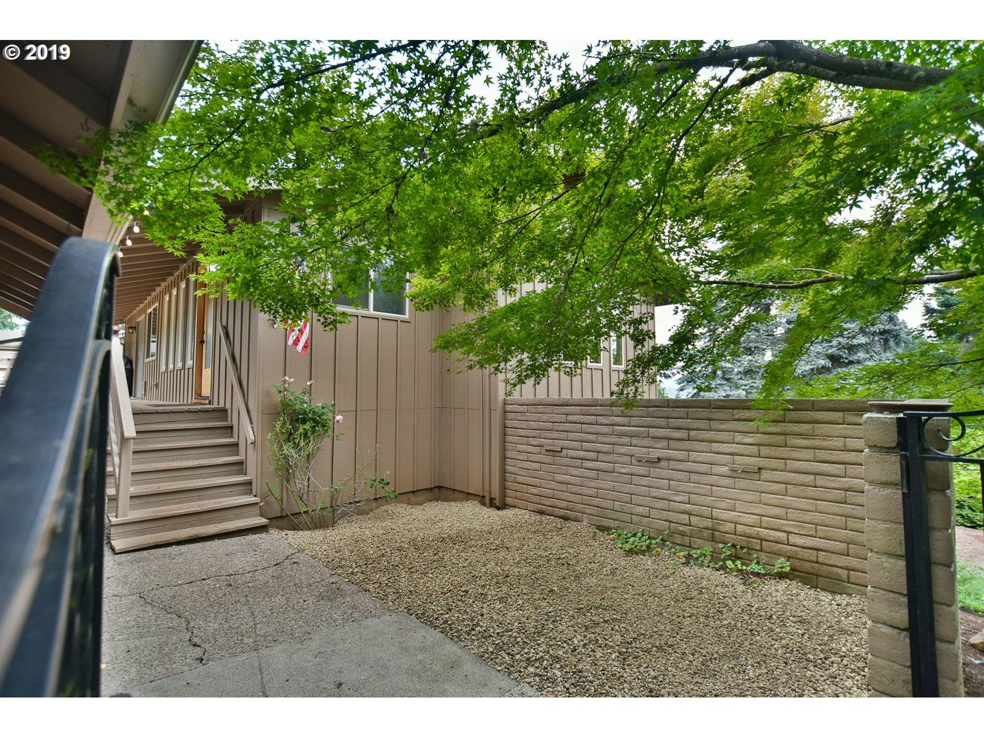 Eugene, OR 97405,2640 CITY VIEW ST