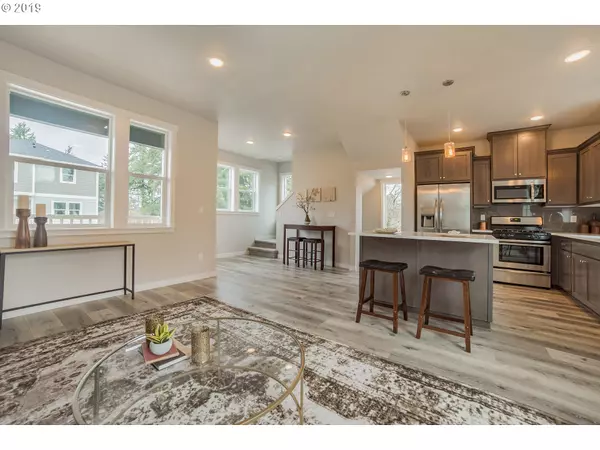 Portland, OR 97236,6463 SE 134TH AVE #1