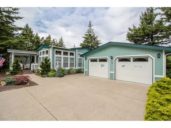 932 30TH WAY, Florence, OR 97439