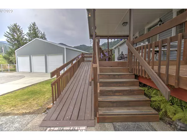 Gold Beach, OR 97444,97080 BLUEBIRD LN