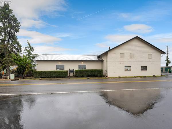 24582 S BARLOW RD, Canby, OR 97013