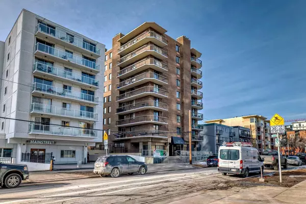 Calgary, AB T2R0M2,215 14 AVE SW #802