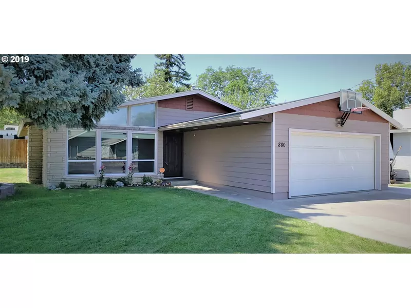 880 SW 10TH ST, Hermiston, OR 97838