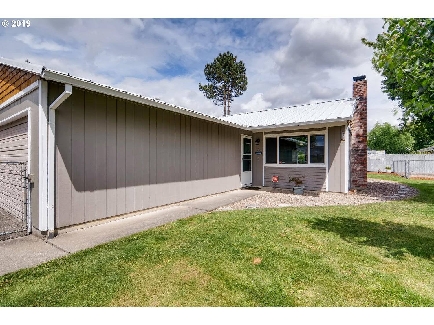 Hillsboro, OR 97124,1735 NE 17TH AVE