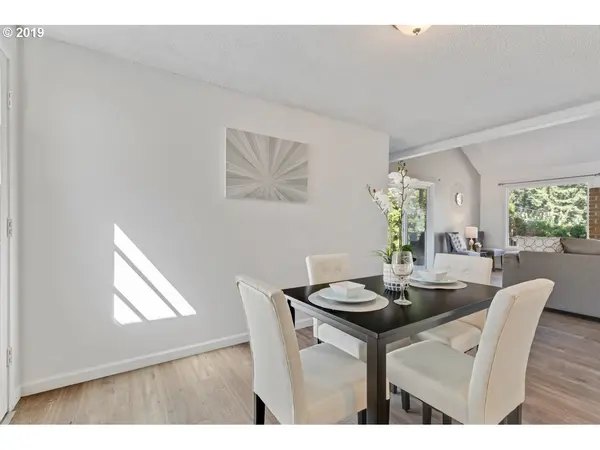 Eugene, OR 97405,2290 CORINTHIAN CT