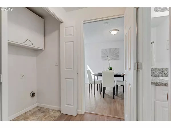 Eugene, OR 97405,2290 CORINTHIAN CT