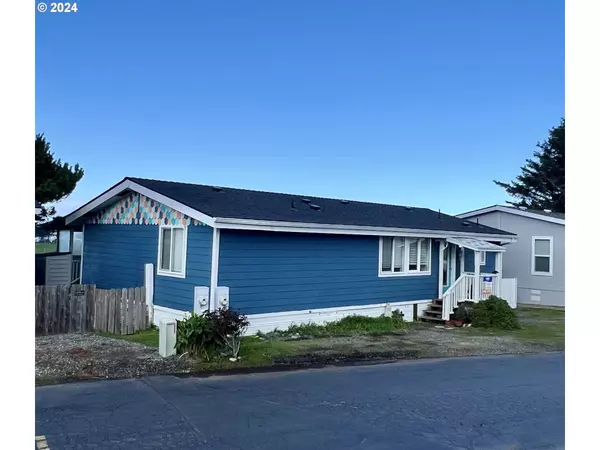 94120 STRAHAN ST #122,  Gold Beach,  OR 97444