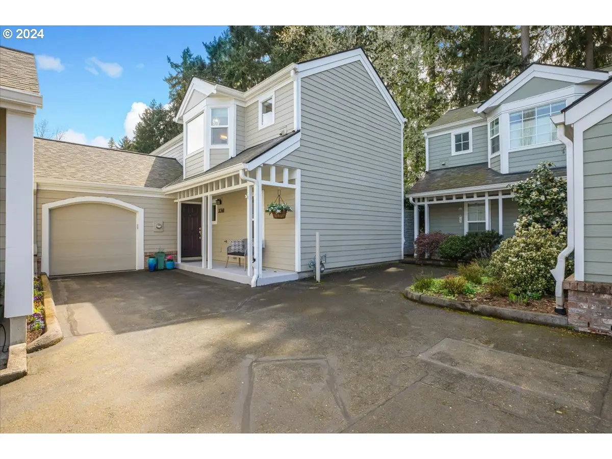 11360 SW SYCAMORE PL, Portland, OR 97223