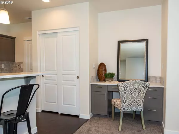 Eugene, OR 97405,660 Fox Pine Lane