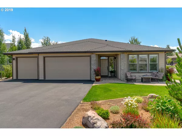 Redmond, OR 97756,740 VICTORIA FALLS DR