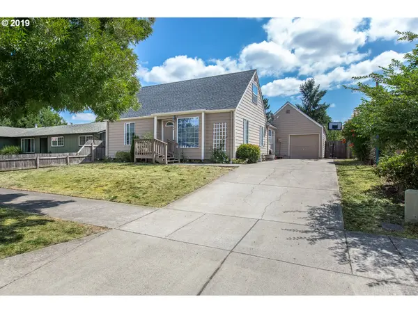 Eugene, OR 97402,3844 ALBAN ST