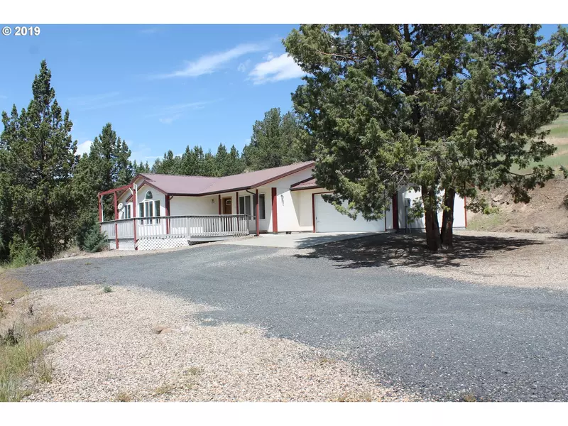 120 Valley View DR, John Day, OR 97845